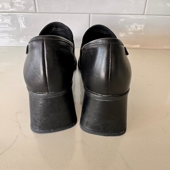 Camper Women’s Kiara Block Heeled Leather Loafers - Picture 4 of 8